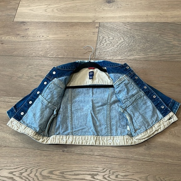 Vintage Baby Gap Classic Denim Jacket Distressed Size Toddler 4 Years - Picture 10 of 12